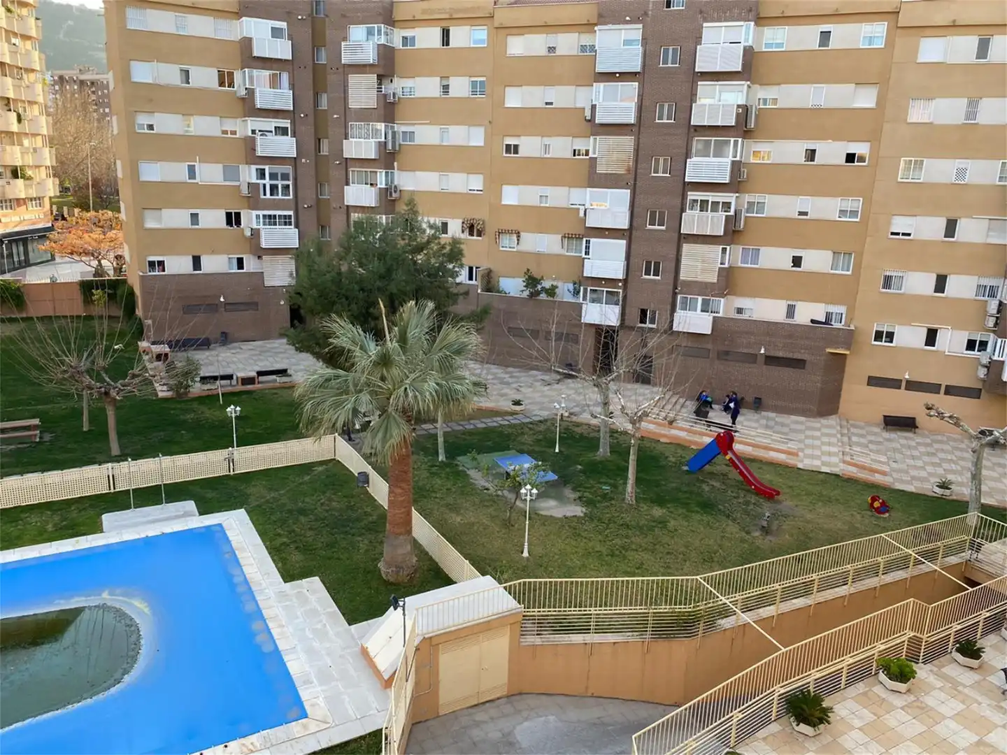 Flat for sale in San Ildefonso - Catedral Swimming pool of Flat for sale in Jaén with Air Conditioner, Heating and Private garden