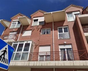 Exterior view of Flat for sale in Villaturiel  with Terrace