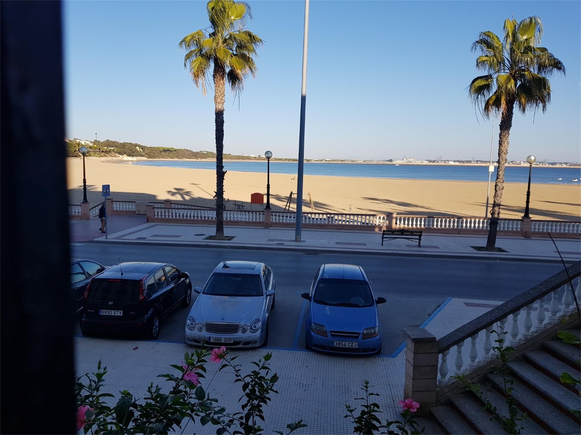 Aparcament de Planta baixa de lloguer en Rota amb Aire condicionat, Calefacció i Traster
