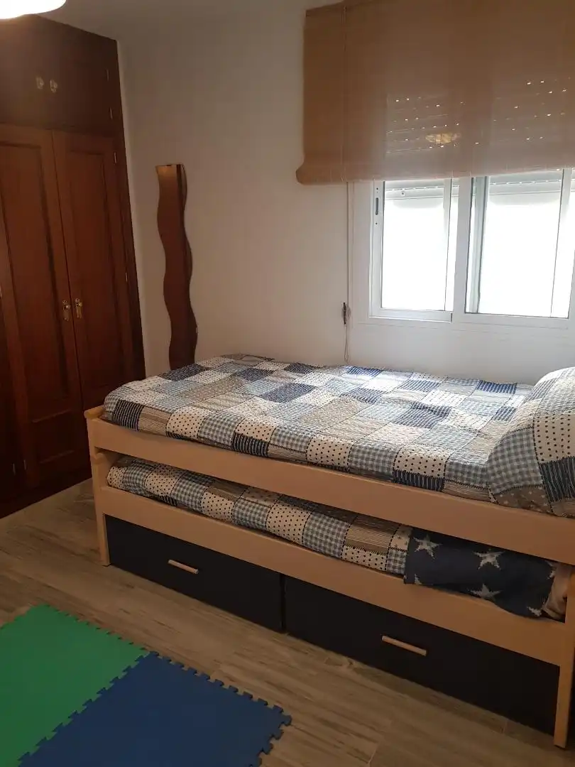 Habitación de Planta baja de alquiler en Rota con Aire acondicionado, Calefacción y Trastero