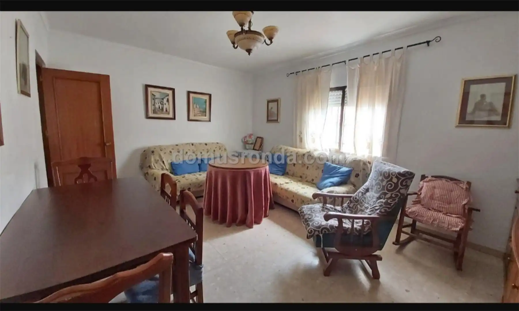 Sala d'estar de Finca rústica en venda en Benaoján amb Aire condicionat, Calefacció i Jardí privat