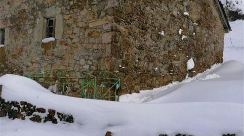 Foto 3 de Casa adosada en venda a Calle Real, Cabrillanes, León