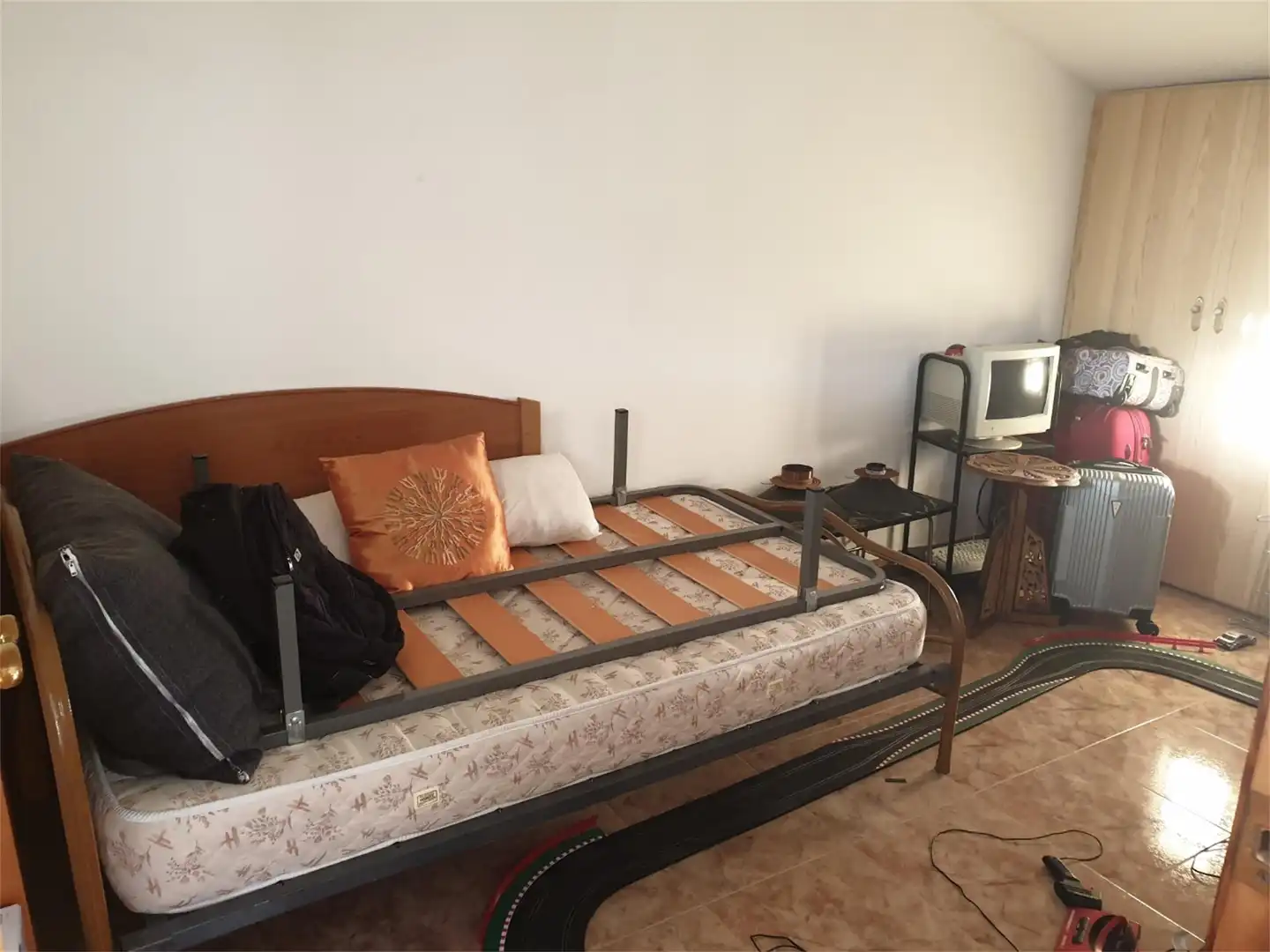 Casa adosada en venta en Calle Escorial, 15, Beas de Segura Habitación de Casa adosada en venta en Beas de Segura con Calefacción y Terraza