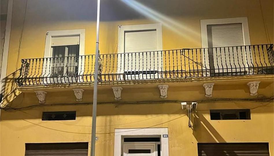 Foto 1 de Piso en venta en Calle Capitán Arenas, El Real, Melilla