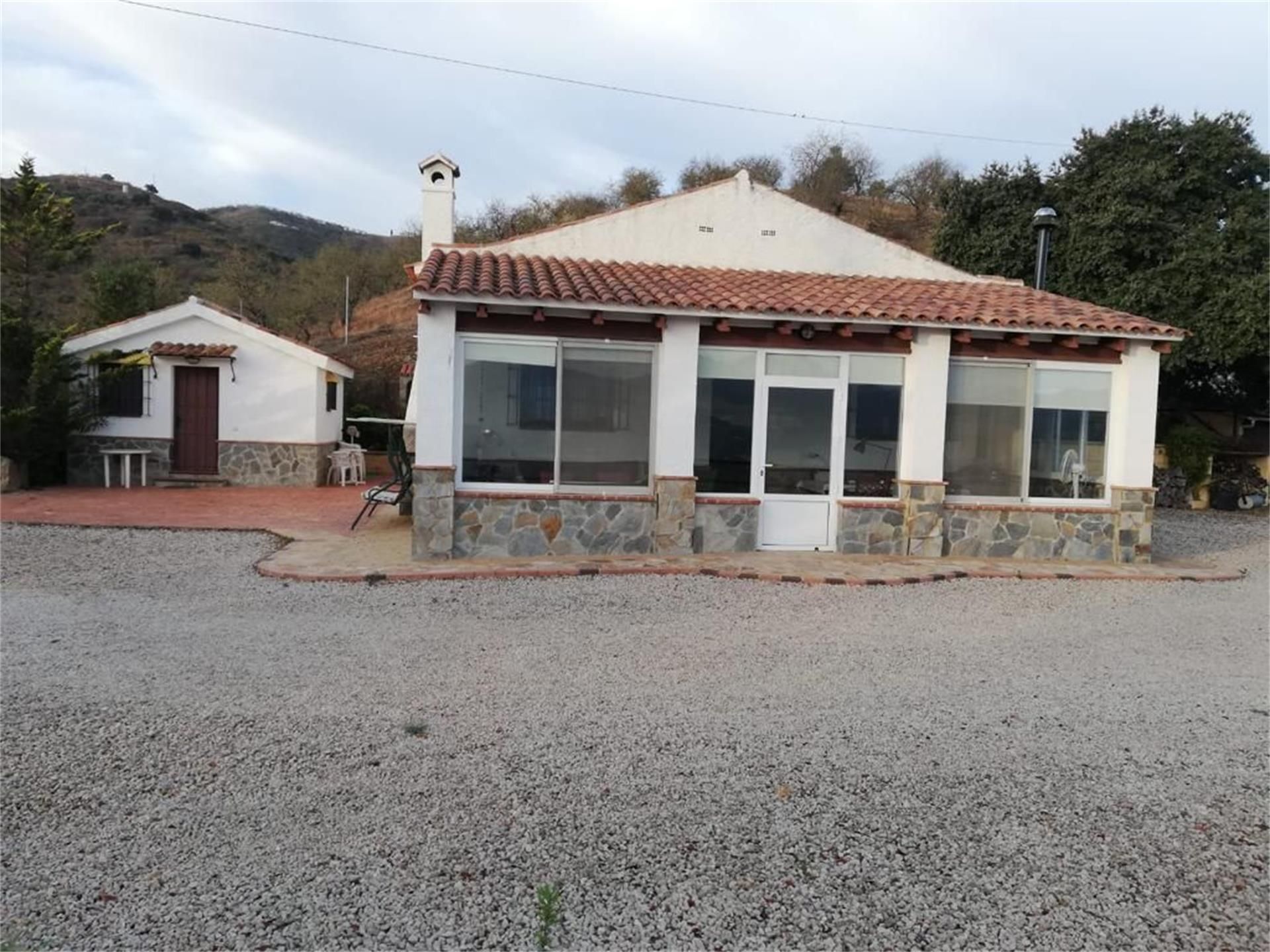 Exterior view of Country house for sale in Colmenar  with Terrace