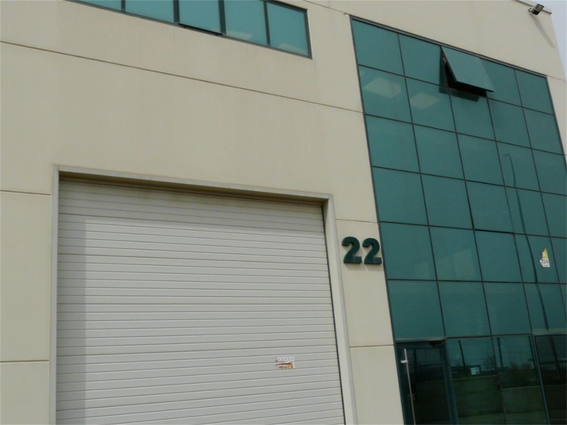 Vista exterior de Nau industrial de lloguer en  Zaragoza Capital