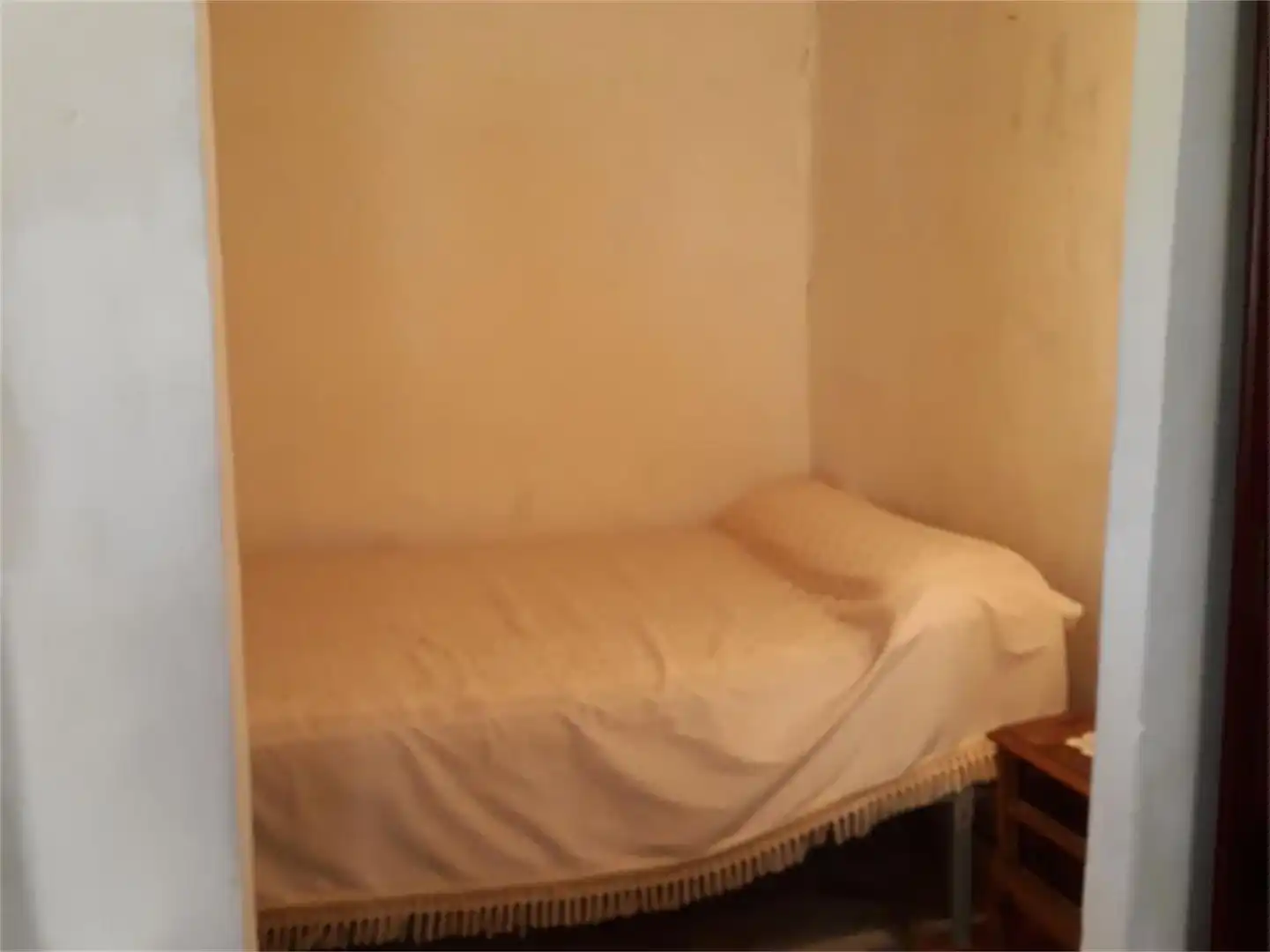 Casa adosada en venta en Calle Carretera, 10, Albalate de las Nogueras Habitación de Casa adosada en venta en Albalate de las Nogueras