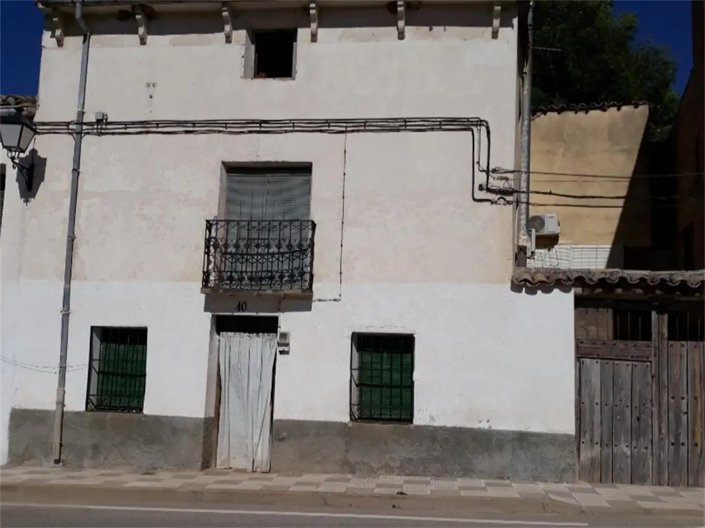 Casa adosada en venta en Calle Carretera, 10, Albalate de las Nogueras Vista exterior de Casa adosada en venta en Albalate de las Nogueras
