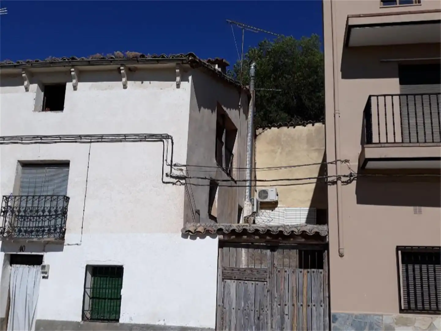 Casa adosada en venta en Calle Carretera, 10, Albalate de las Nogueras Vista exterior de Casa adosada en venta en Albalate de las Nogueras