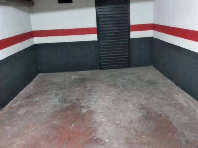 Garaje en Alquiler en Calle Barrio Nuevo, 18 en Casco Antiguo