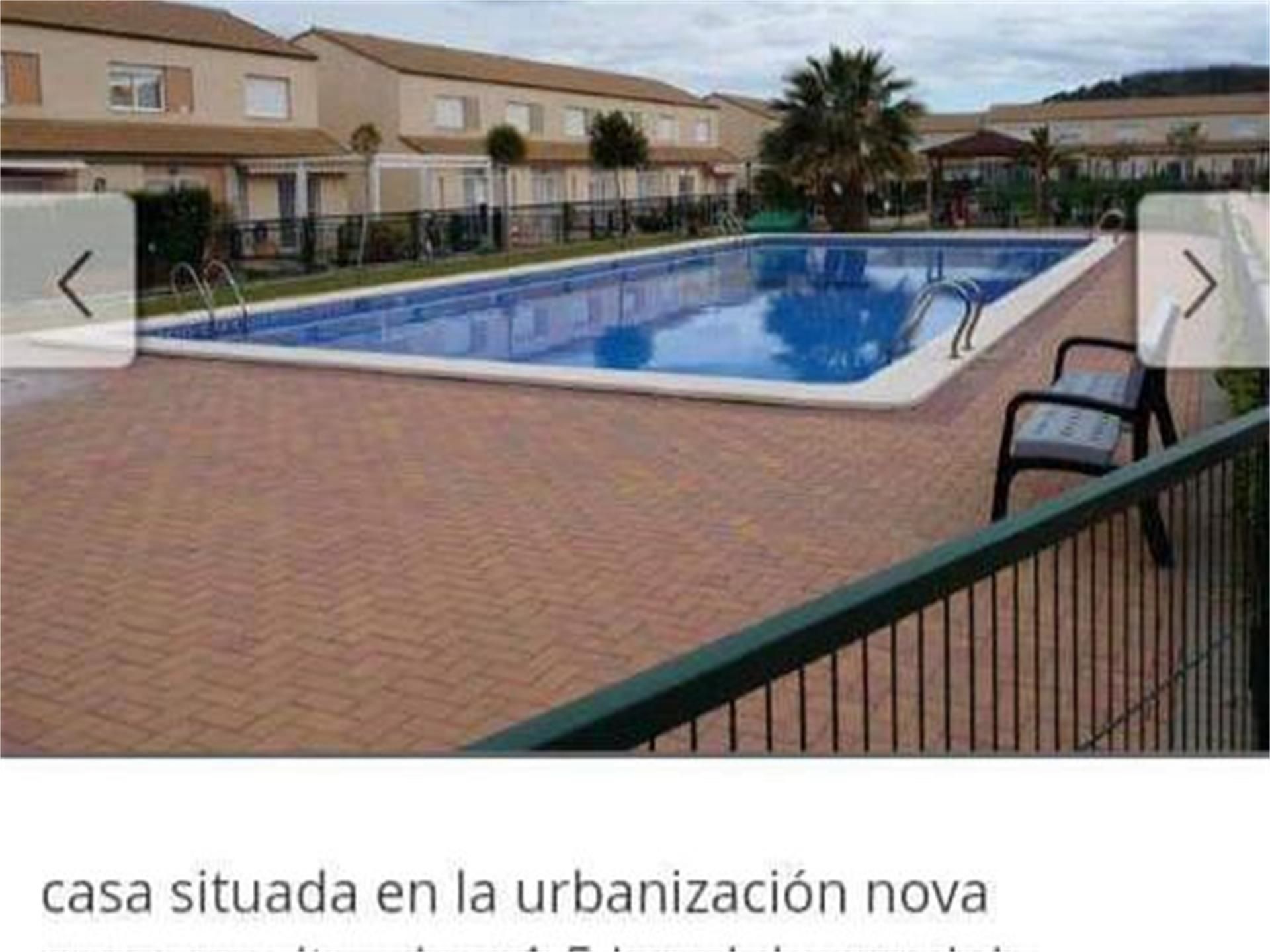 Piscina de Casa adosada de lloguer en Oropesa del Mar / Orpesa amb Aire condicionat, Jardí privat i Terrassa