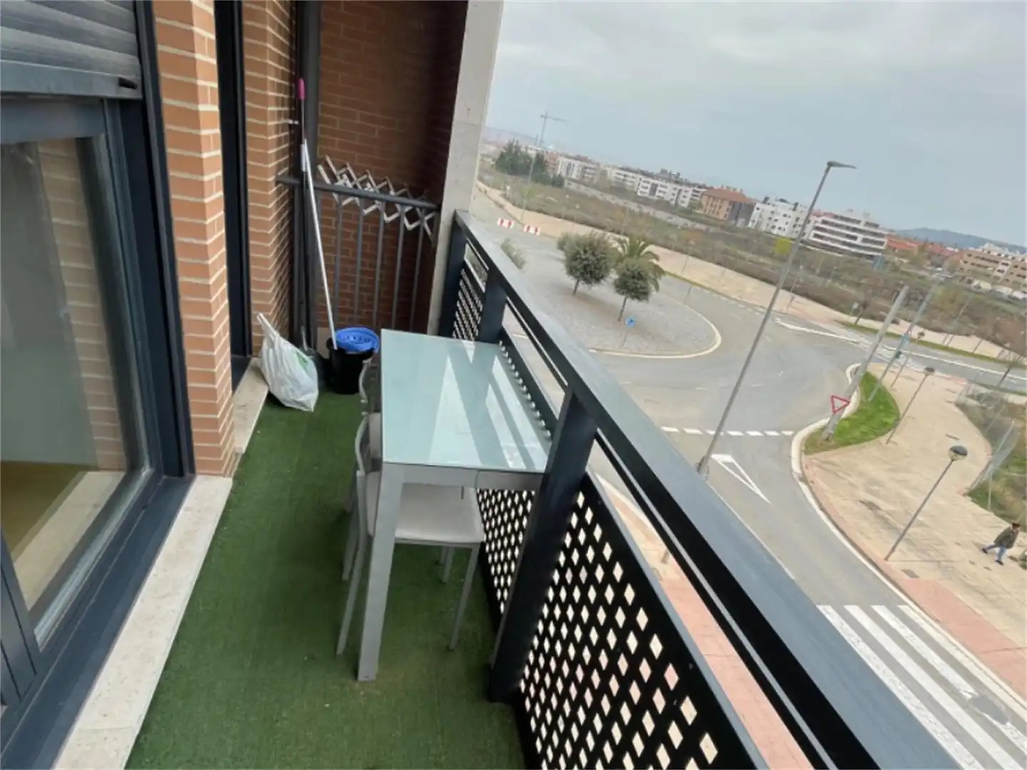 Apartamento de alquiler en Calle Río Duero, Lardero Terraza de Apartamento de alquiler en Lardero con Calefacción, Jardín privado y Parquet