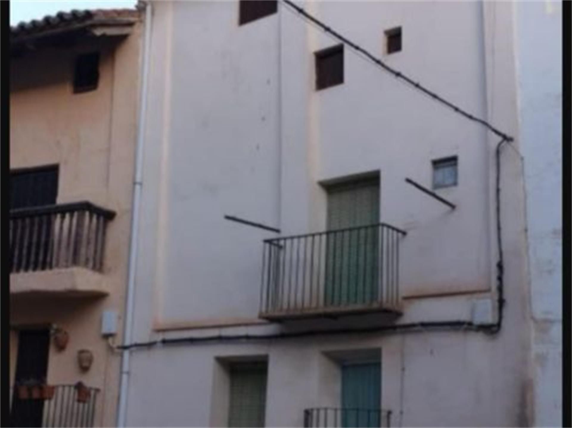Vista exterior de Pis en venda en Villel