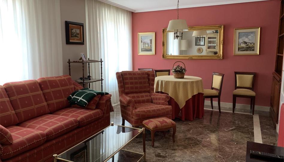 Foto 1 de Piso de alquiler en Paseo de Premín de Iruña, Mendebaldea - Ermitagaña, Navarra