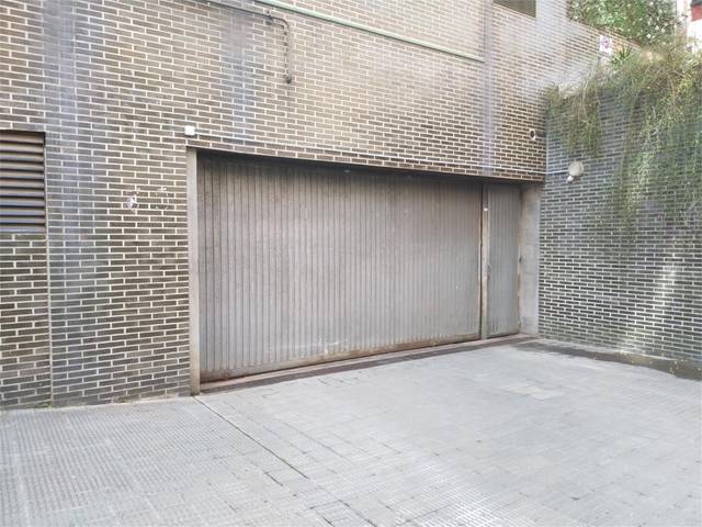 Garaje en Alquiler en Calle Profesor Adolfo Miaja de la Muela, 10 en Parquesol