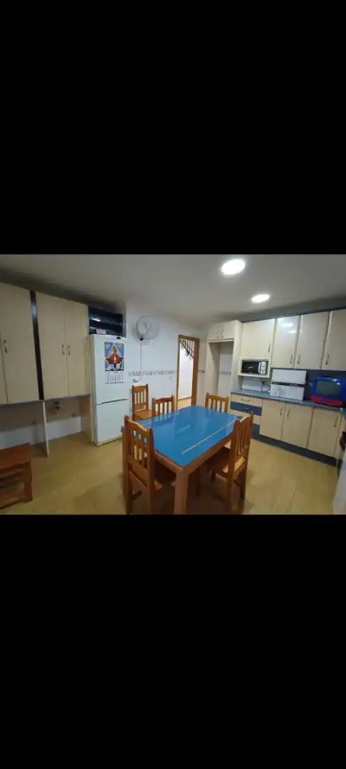 Casa adosada en venta en Calle Campoamor, 13, Socuéllamos Cocina de Casa adosada en venta en Socuéllamos con Aire acondicionado y Balcón