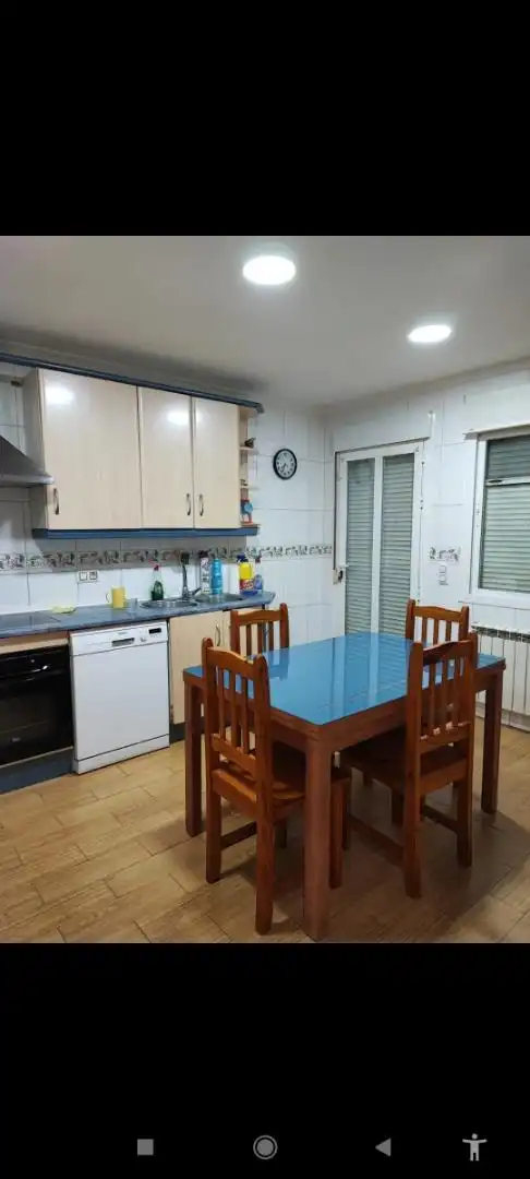 Casa adosada en venta en Calle Campoamor, 13, Socuéllamos Cocina de Casa adosada en venta en Socuéllamos con Aire acondicionado y Balcón