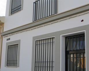 Vista exterior de Pis en venda en Posadas amb Aire condicionat, Calefacció i Terrassa