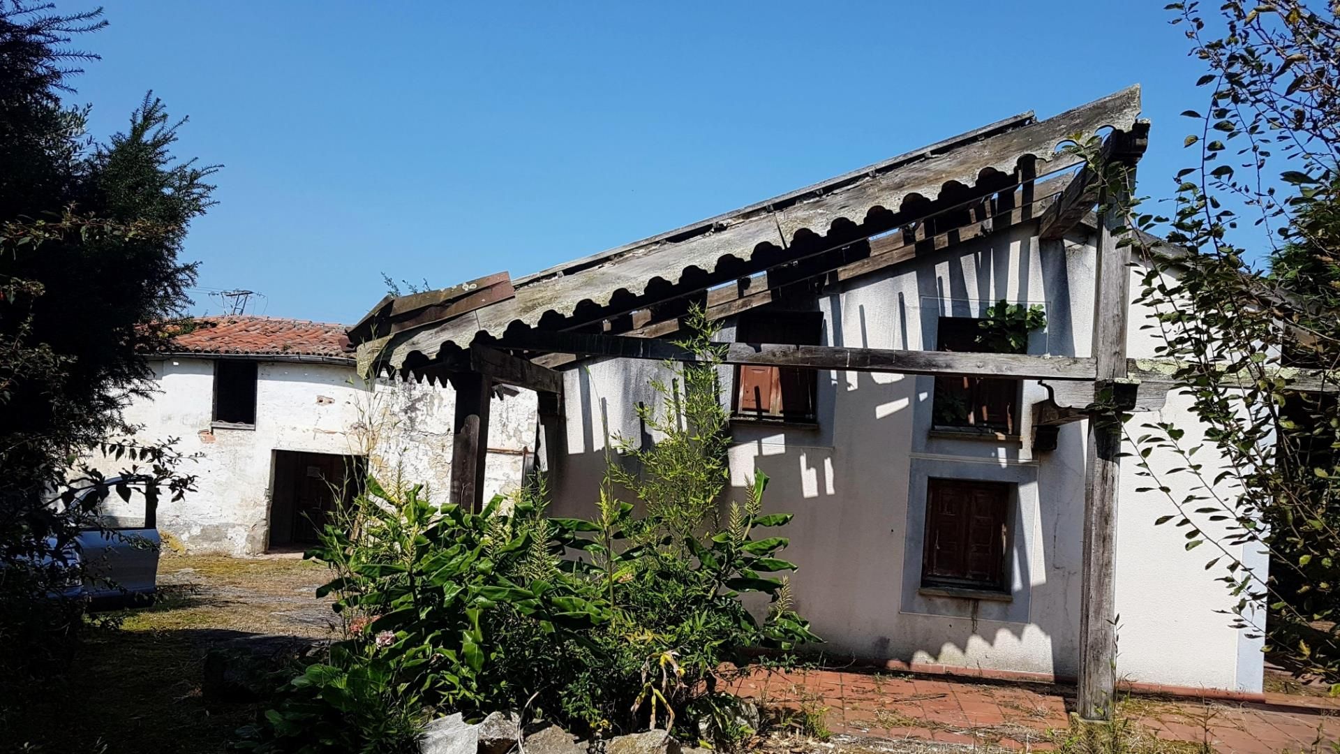 Exterior view of Country house for sale in San Vicente de la Barquera