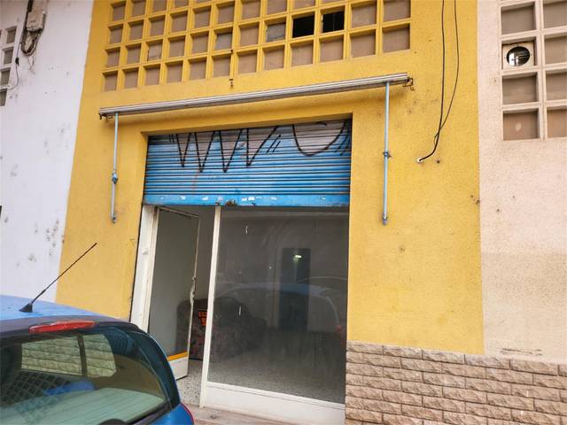 Local comercial en Alquiler en Calle Cronista Revest, 5 en Zona Avenida del Mar