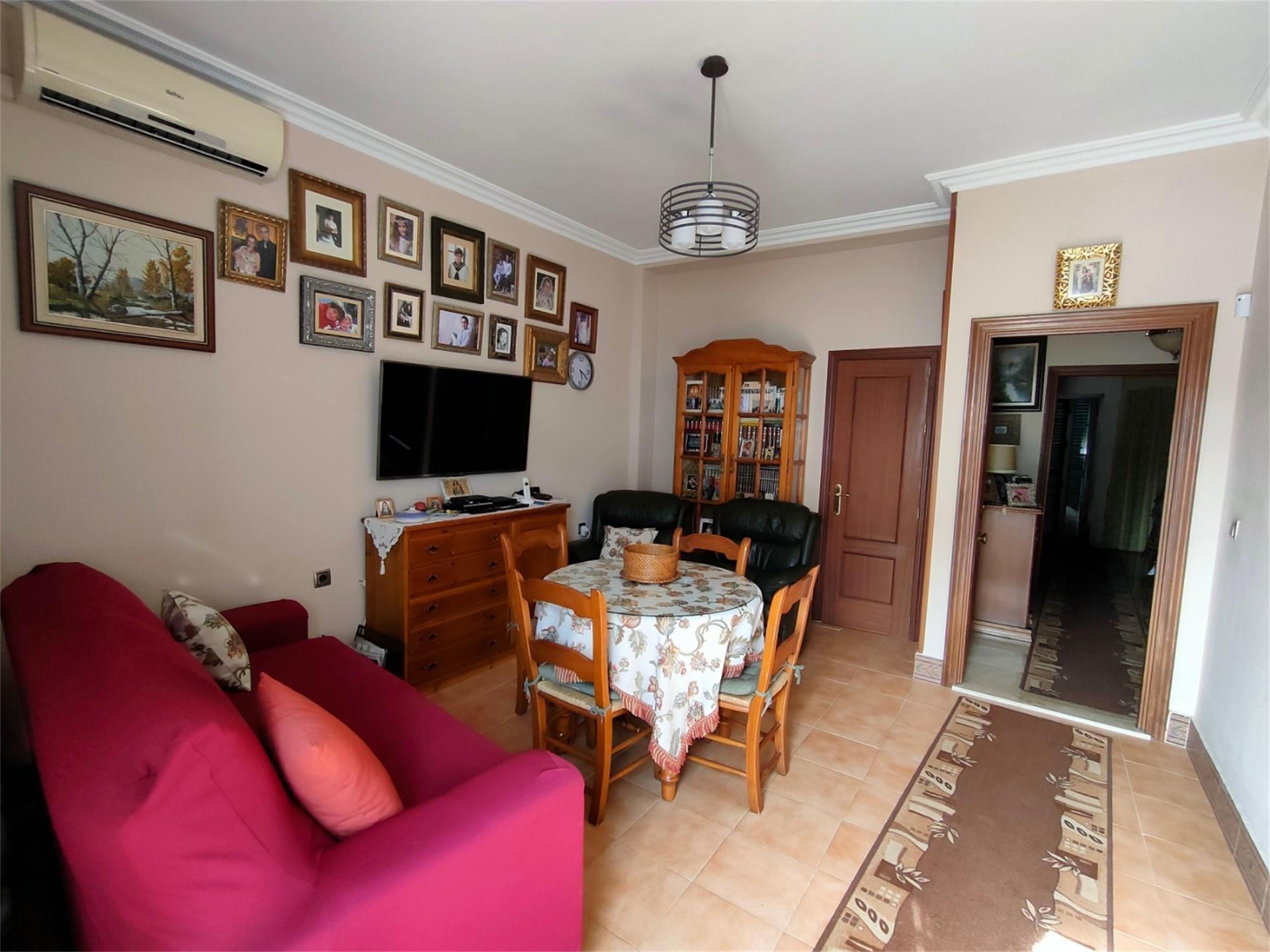 Living room of Single-family semi-detached for sale in Villaverde del Río  with Air Conditioner, Heating and Terrace