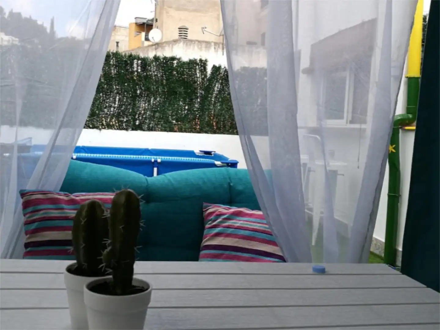 Casa adosada en venta en Calle Los Almendros, 6, San Felipe - El Almendral - La Merced Jardín de Casa adosada en venta en Jaén Capital con Aire acondicionado, Terraza y Balcón