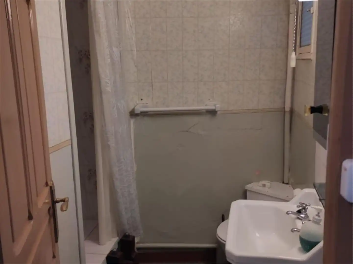 Casa adosada en venta en Calle Mayor Alta, 2, Navarrete Baño de Casa adosada en venta en Navarrete con Terraza