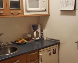 Cuina de Estudi en venda en Bilbao  amb Calefacció, Parquet i Moblat