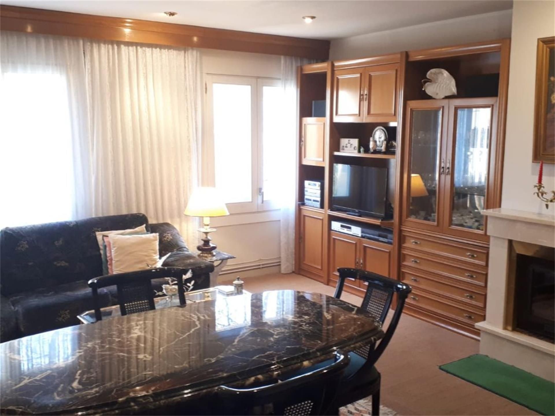 Sala d'estar de Pis en venda en Sant Feliu de Pallerols amb Terrassa