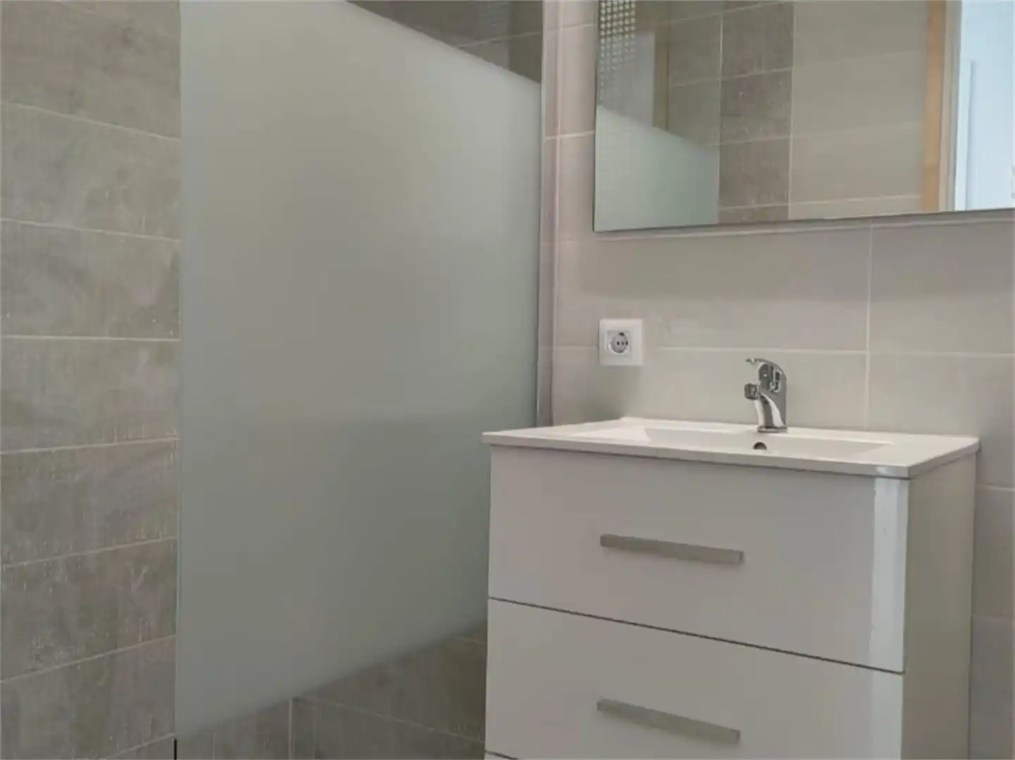 Piso en venta en Passatge Mori, 4, Moxó - Sant Mori Baño de Piso en venta en Empuriabrava con Terraza y Balcón