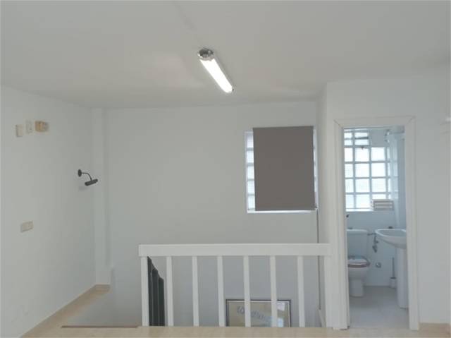 Local comercial en Alquiler en Avenida Cataluña en Playa de San Juan