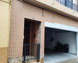 Vista exterior de Casa adosada en venda en Algemesí amb Terrassa i Balcó