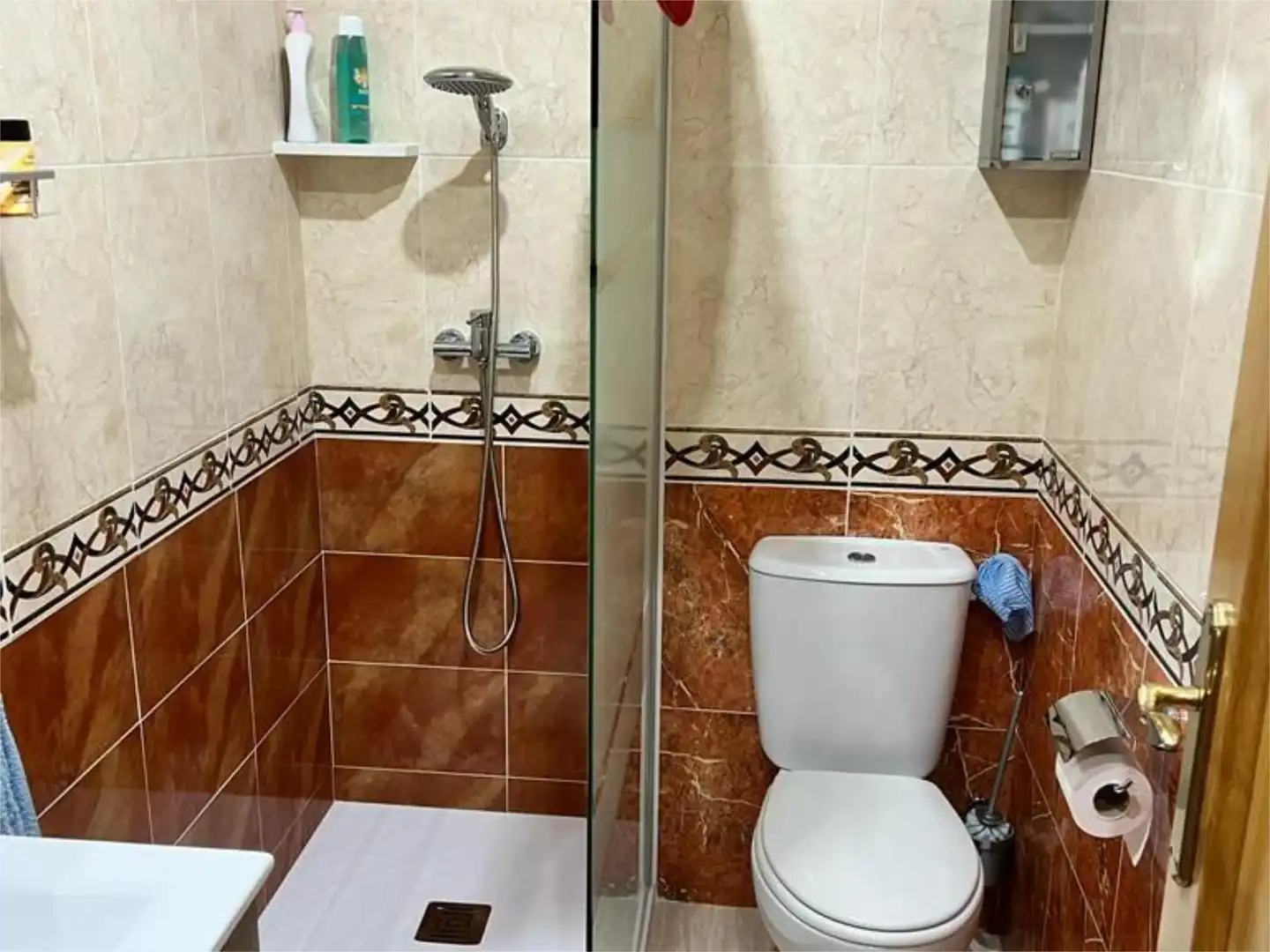 Erdgeschoss zum Verkauf in Boulevard Central, 48, Oropesa del Mar / Orpesa Badezimmer von Erdgeschoss zum Verkauf in Oropesa del Mar / Orpesa mit Terrasse, Schwimmbad und Balkon