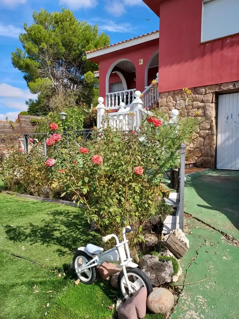 Wohnung zum Verkauf in Calle Molinos, 13, Estremera Garten von Wohnung zum Verkauf in Estremera mit Klimaanlage, Heizung und Privatgarten