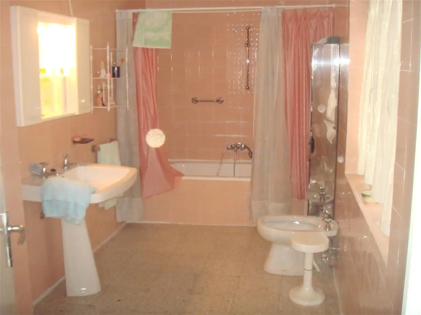 Flat for sale in Calle del Carmen, 24, Villacarrillo Bathroom of Flat for sale in Villacarrillo with Private garden