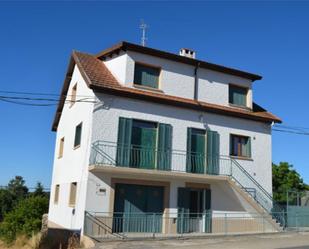 Vista exterior de Casa o xalet en venda en Peñaparda amb Balcó