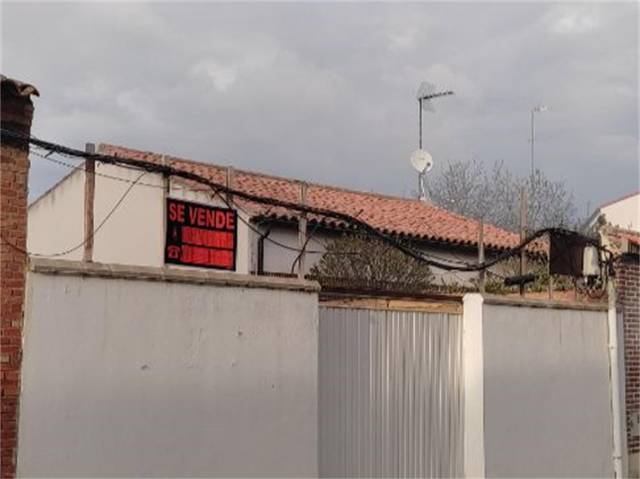 Terreno en Venta en Calle Eras del Rosal en Allende el Río