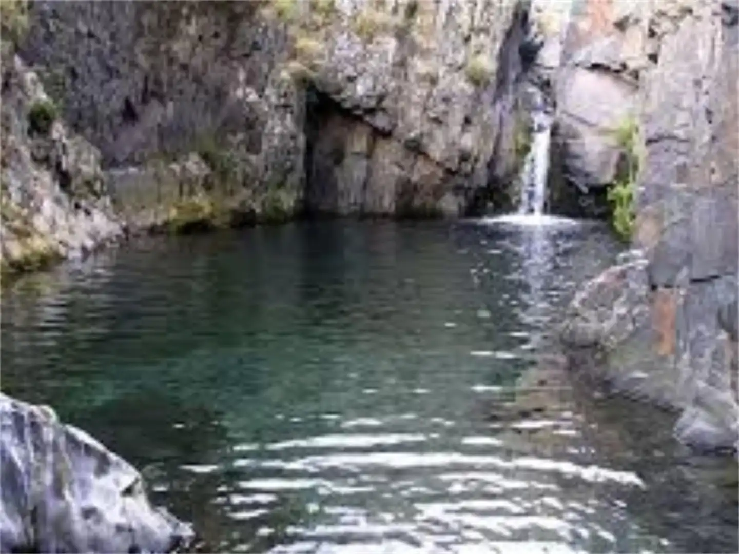 Casa o xalet de lloguer a Navaluenga Piscina de Casa o xalet de lloguer en Navaluenga amb Calefacció, Jardí privat i Terrassa