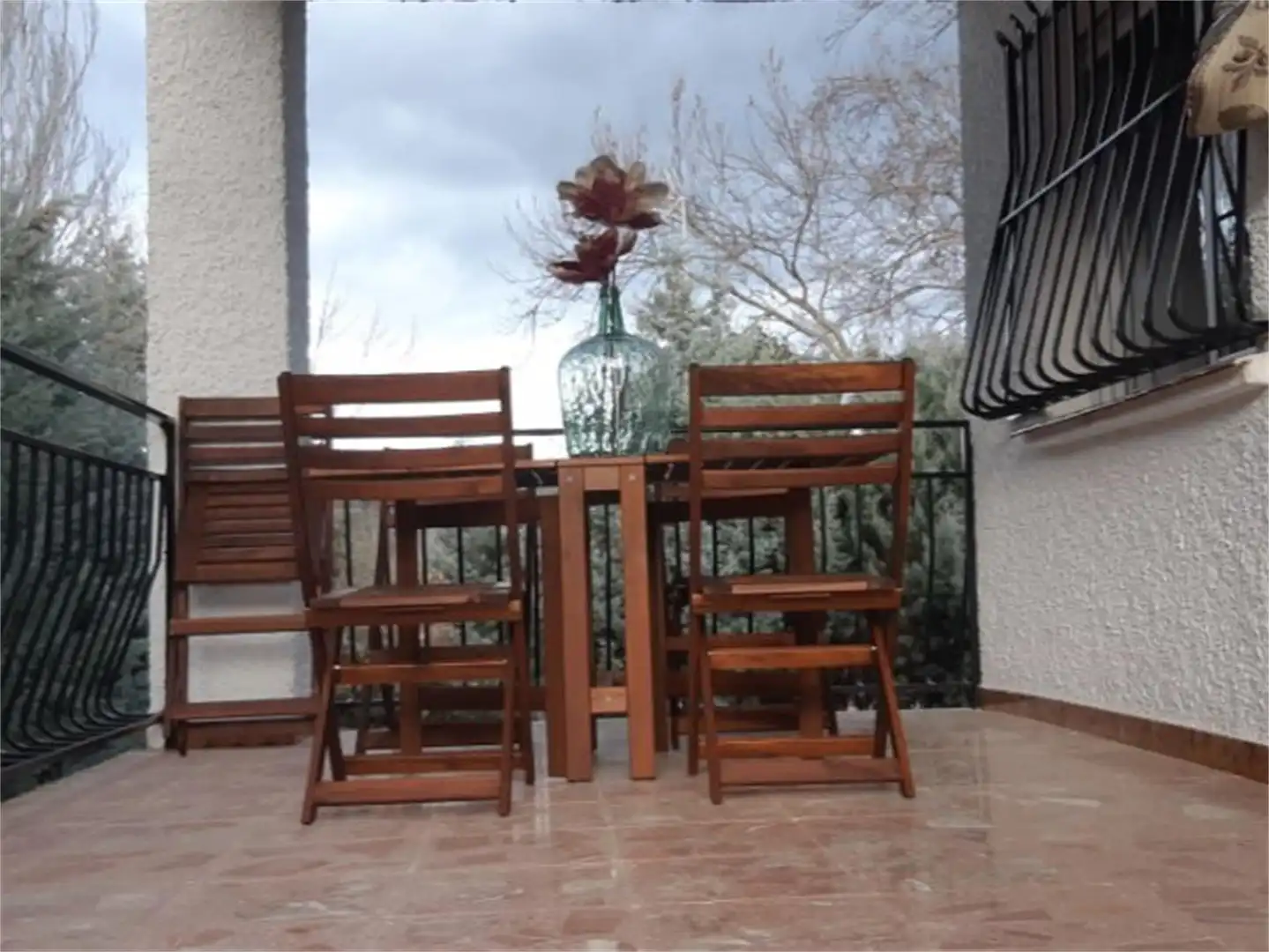 Casa o xalet de lloguer a Navaluenga Terrassa de Casa o xalet de lloguer en Navaluenga amb Calefacció, Jardí privat i Terrassa