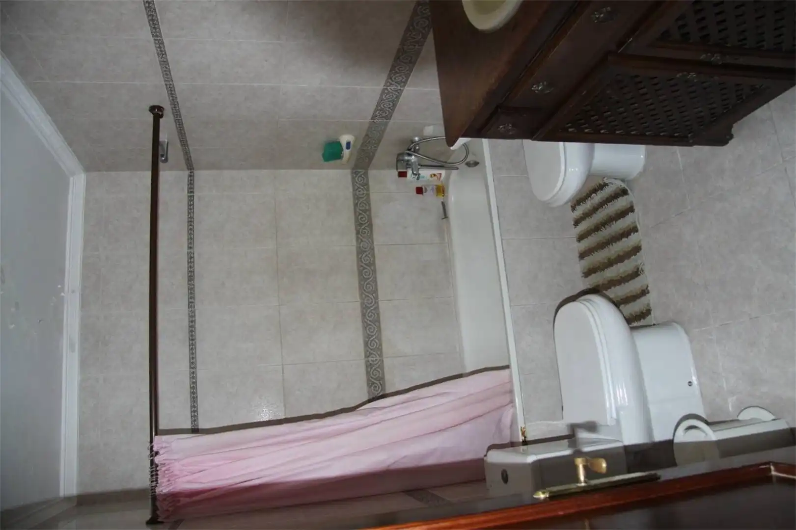 Baño de Dúplex en venta en Melilla con Aire acondicionado, Amueblado y Parking comunitario