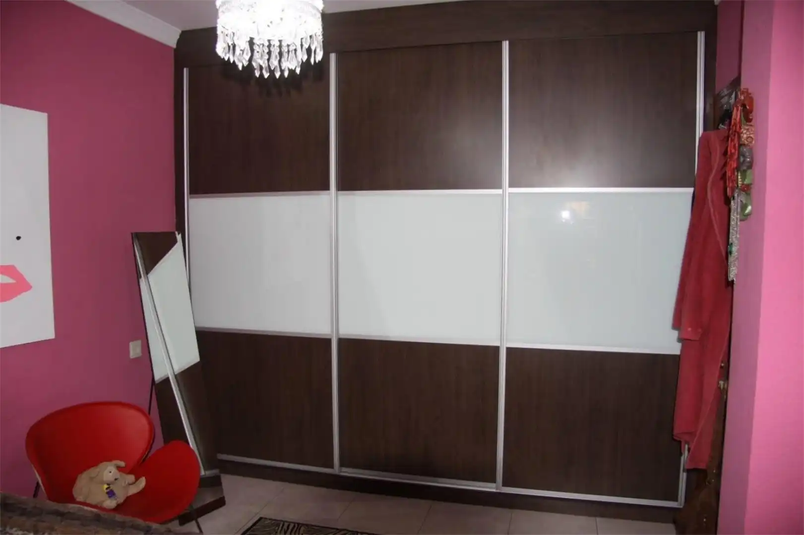 Habitación de Dúplex en venta en Melilla con Aire acondicionado, Amueblado y Parking comunitario