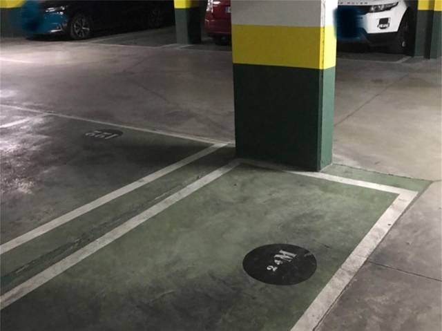 Garaje en Alquiler en Calle Maestra Dolores Marco, 14 en Valdebebas - Valdefuentes