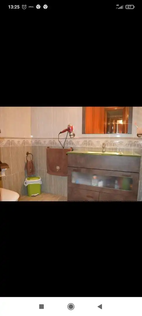 Piso en venta en Avenida Castro del Río, Baena Baño de Piso en venta en Baena con Parquet, Terraza y Trastero