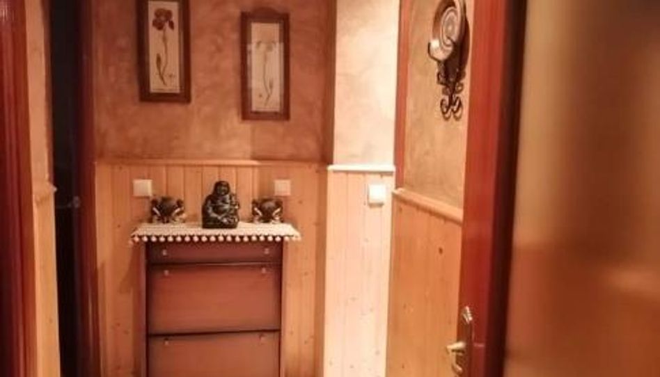 Piso en venta en Avenida Castro del Río, 66a, Baena, Córdoba - imagen 1 Foto 1 de Piso en venta en Avenida Castro del Río, 66a, Baena, Córdoba