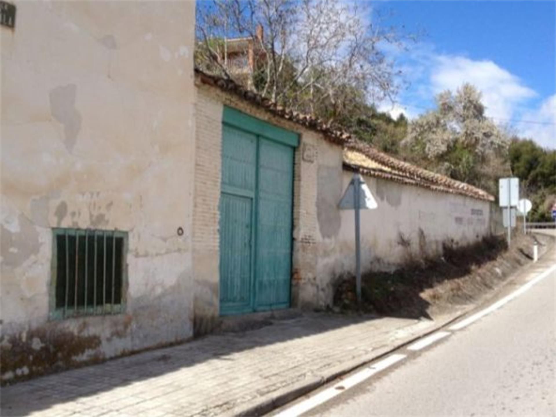 Exterior view of Single-family semi-detached for sale in Valdilecha  with Swimming Pool
