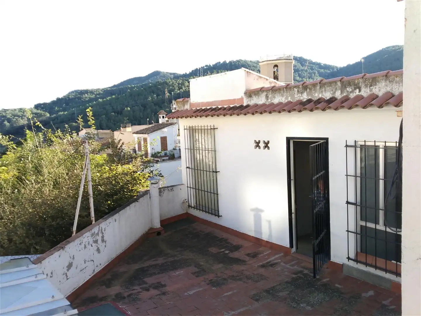Außenansicht von Einfamilien-Reihenhaus zum Verkauf in Riudecols mit Terrasse, Abstellraum und Möbliert