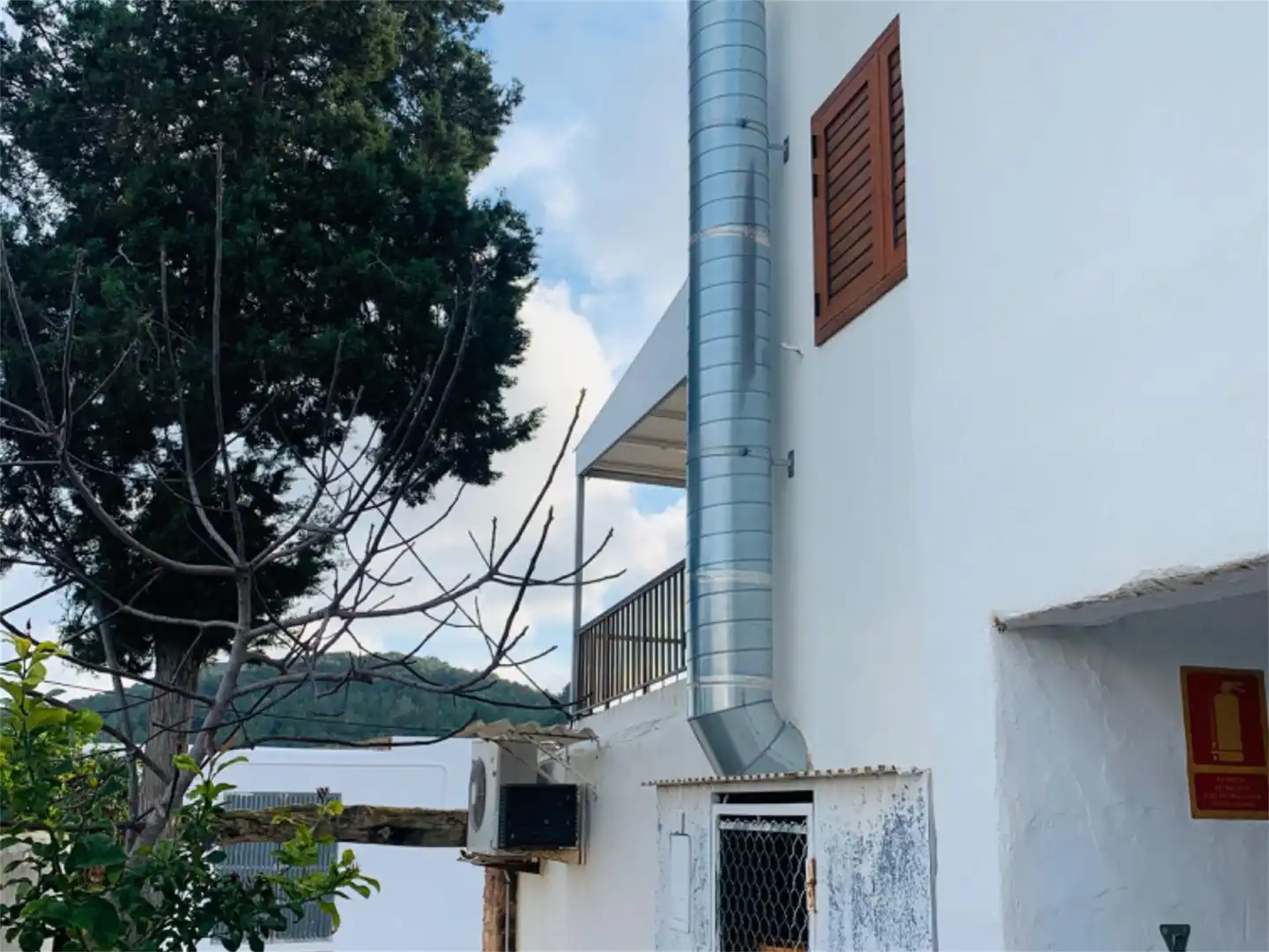 Commercial properties for sale in Carrer San José-5, Sant Josep Exterior view of Commercial properties for sale in Sant Josep de sa Talaia with Air Conditioner, Heating and Furnished