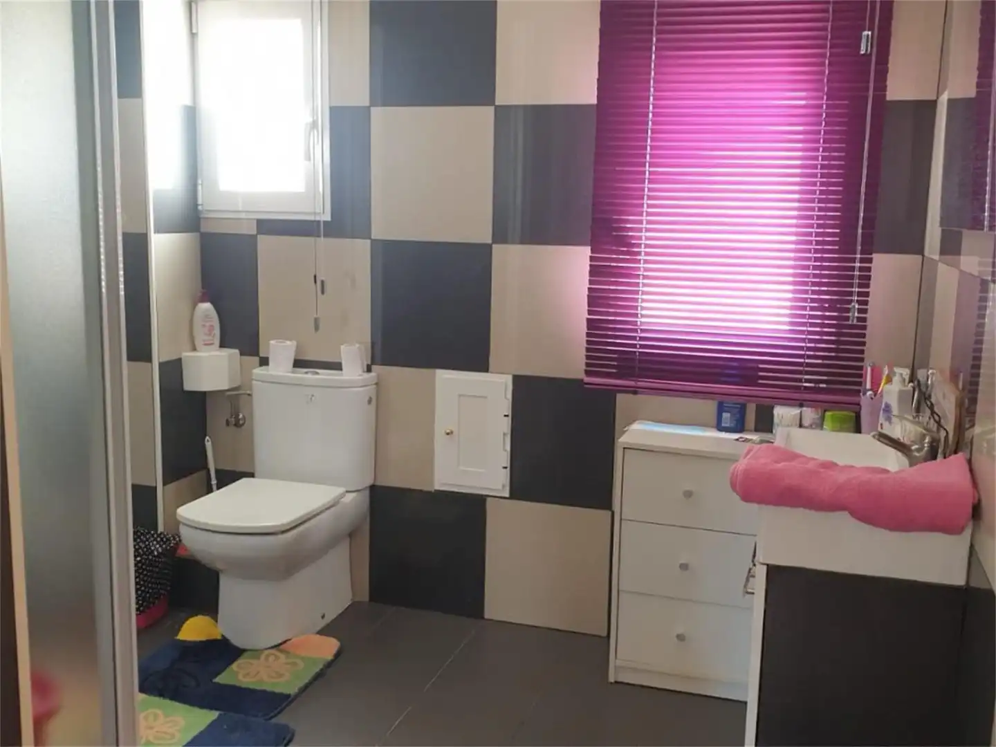 Baño de Piso en venta en Almansa con Aire acondicionado