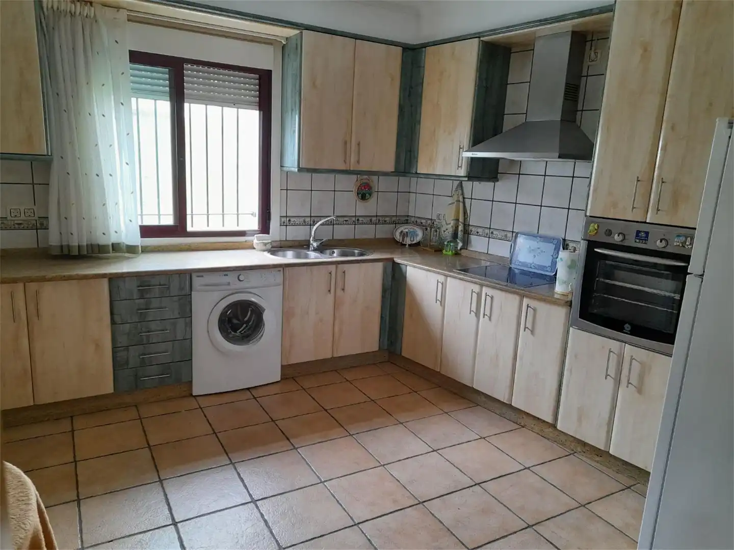 Cuina de Casa o xalet en venda en Viana do Bolo amb Calefacció, Parquet i Moblat