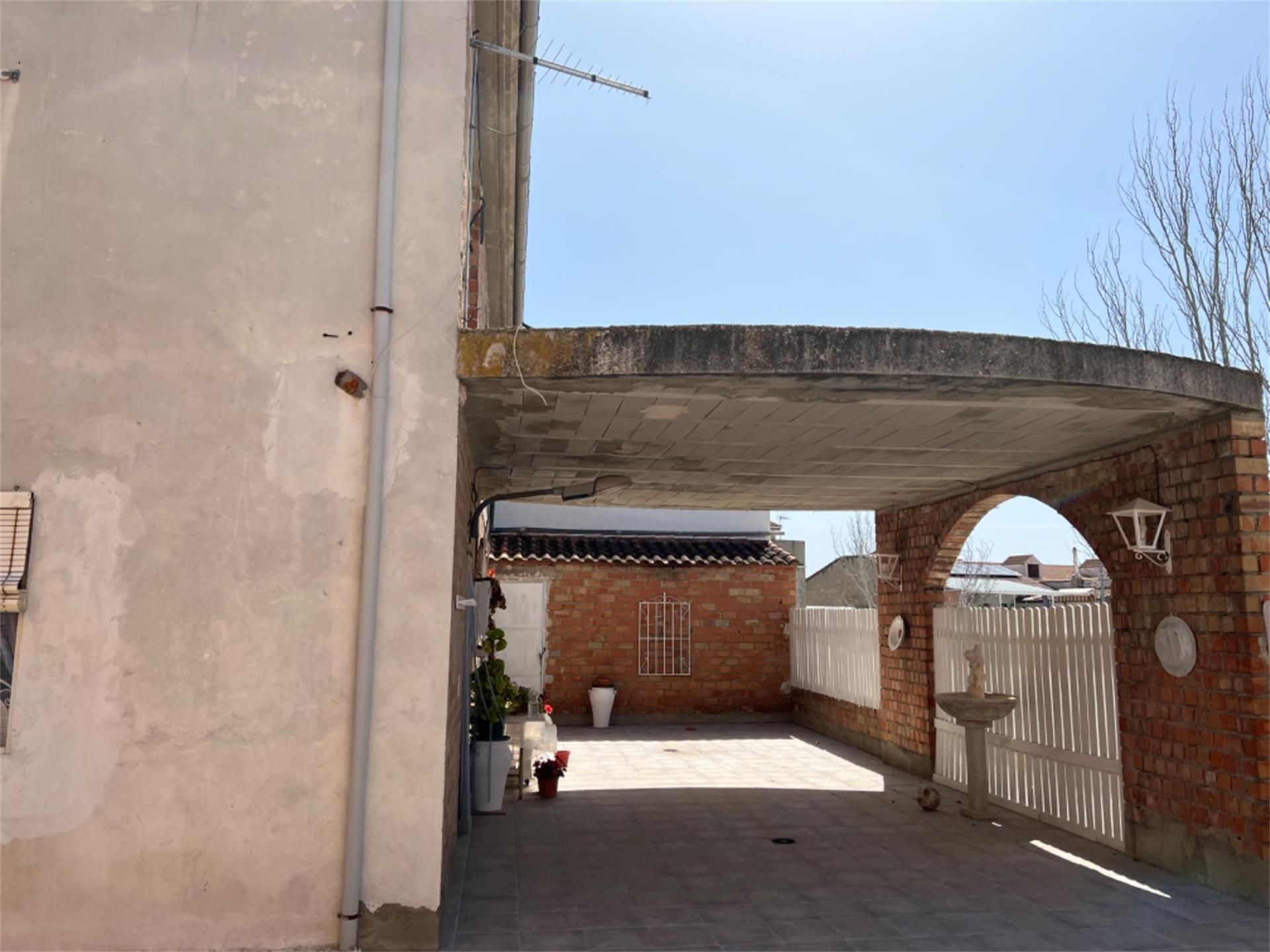 Terrassa de Casa adosada en venda en Begíjar amb Jardí privat, Terrassa i Traster